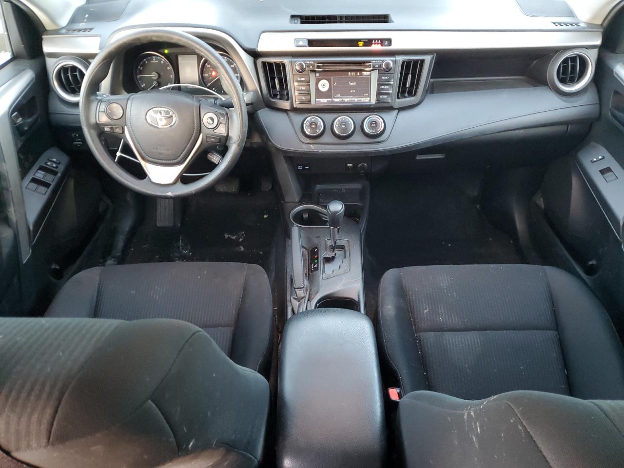 2017 Toyota RAV 4 - Image 8
