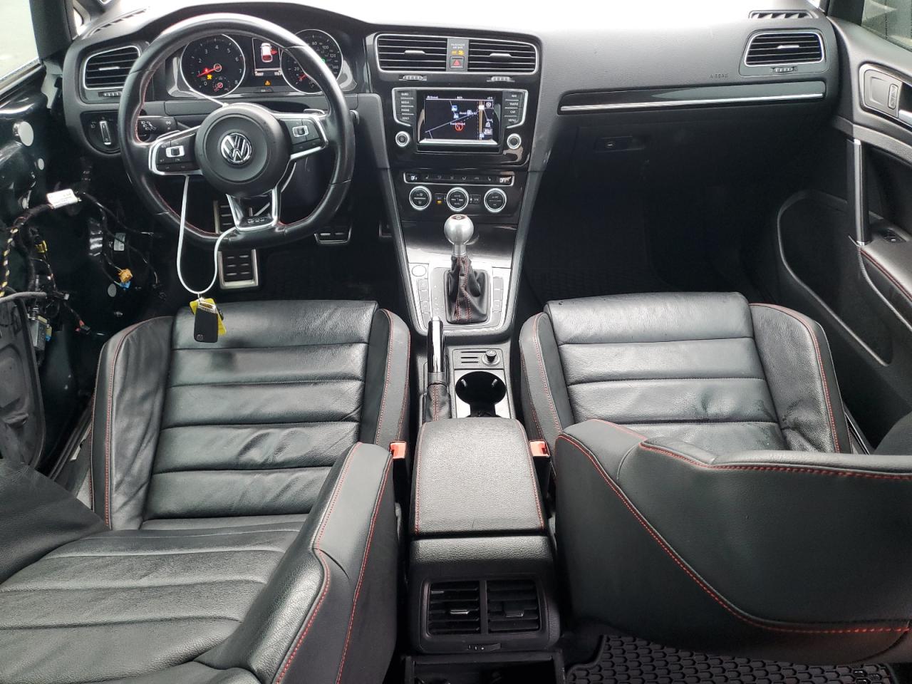 2015 Volkswagen GTI - Image 8
