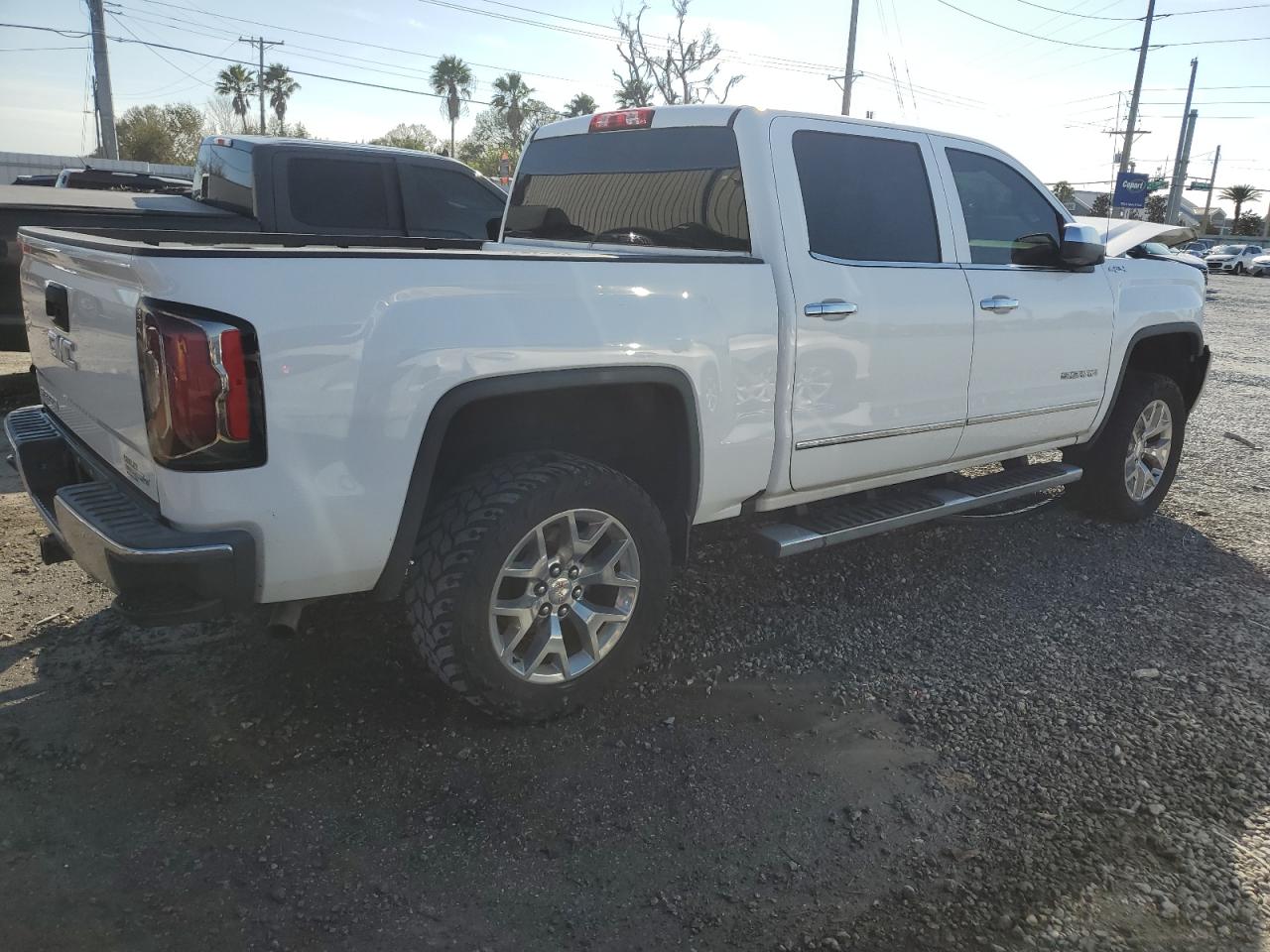 2018 GMC Sierra - Image 3