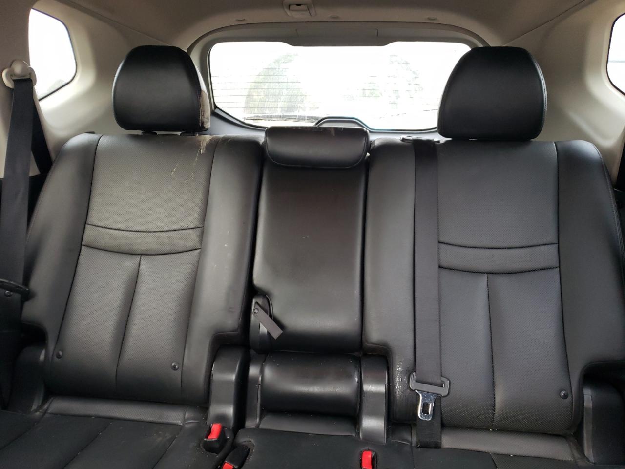 2014 Nissan Rogue - Image 10