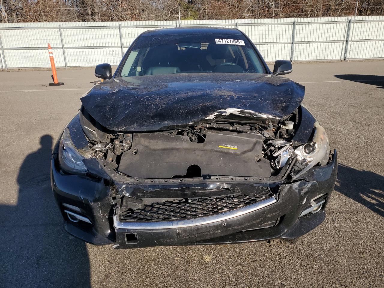2015 Infiniti Q50 - Image 5