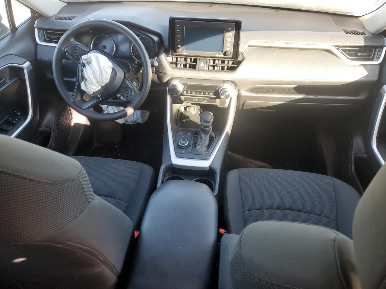 2021 Toyota RAV 4 - Image 8