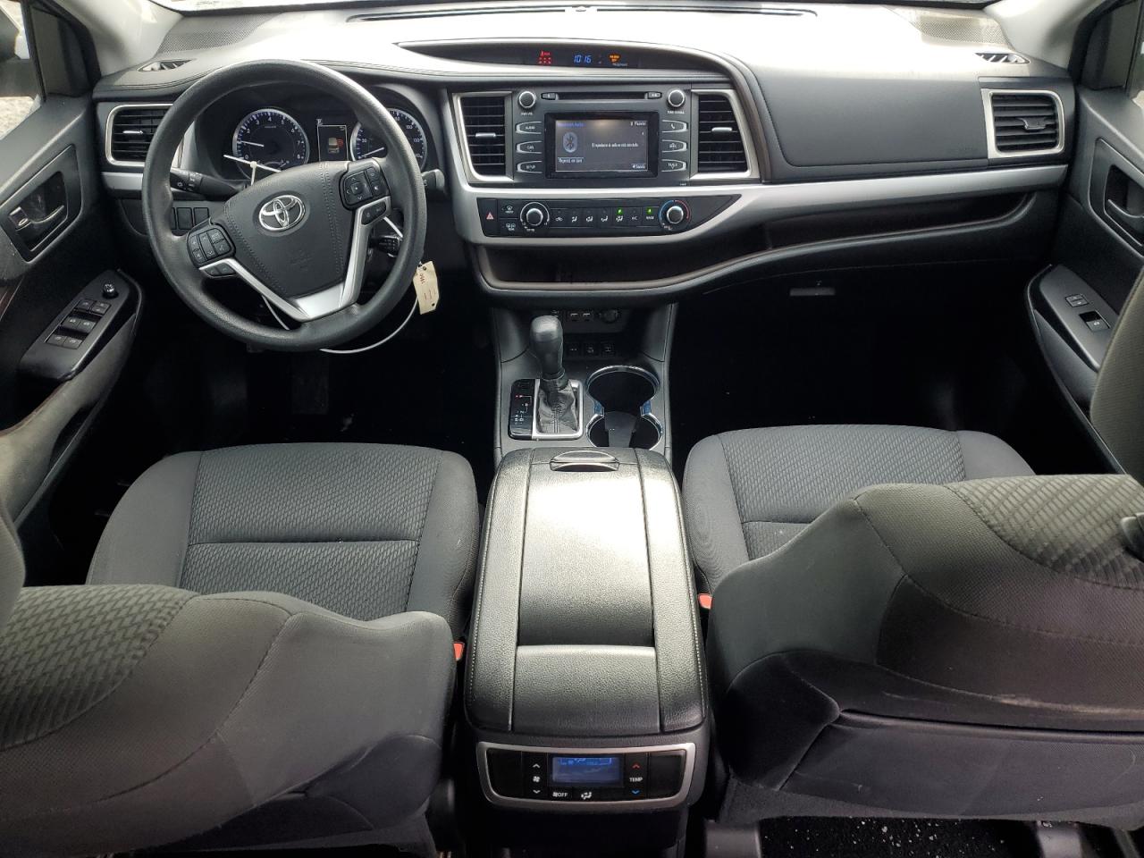 2019 Toyota Highlander - Image 8