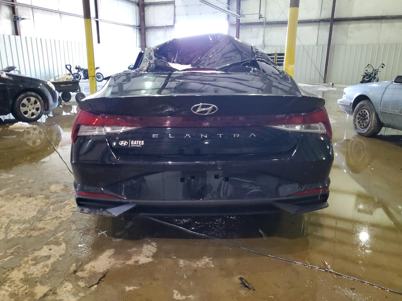 2023 Hyundai Elantra - Image 6