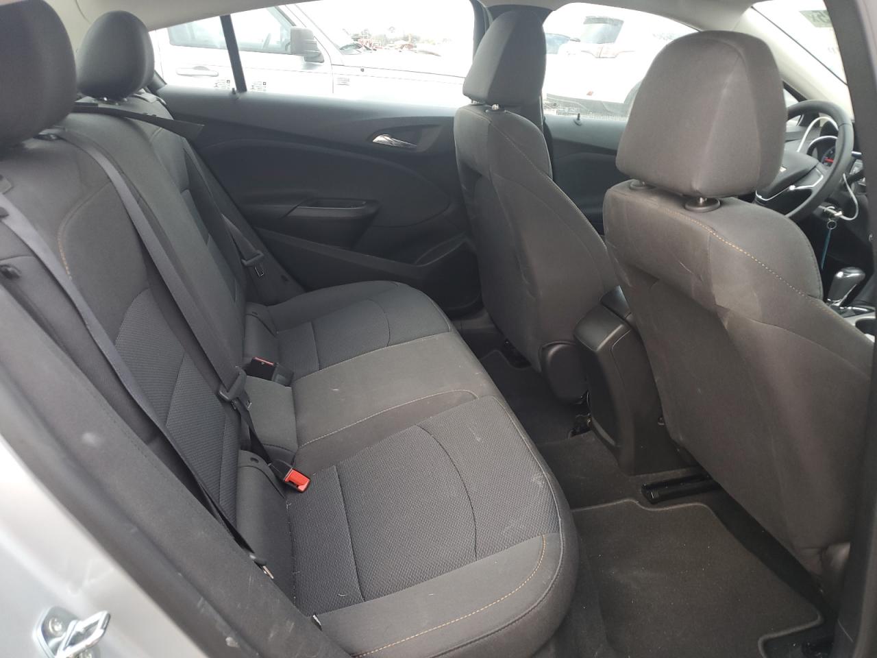 2017 Chevrolet Cruze - Image 10