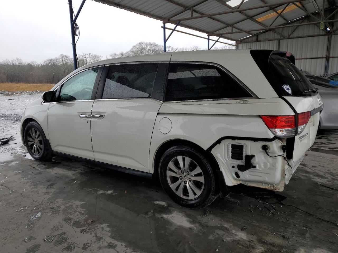 2015 Honda Odyssey - Image 2