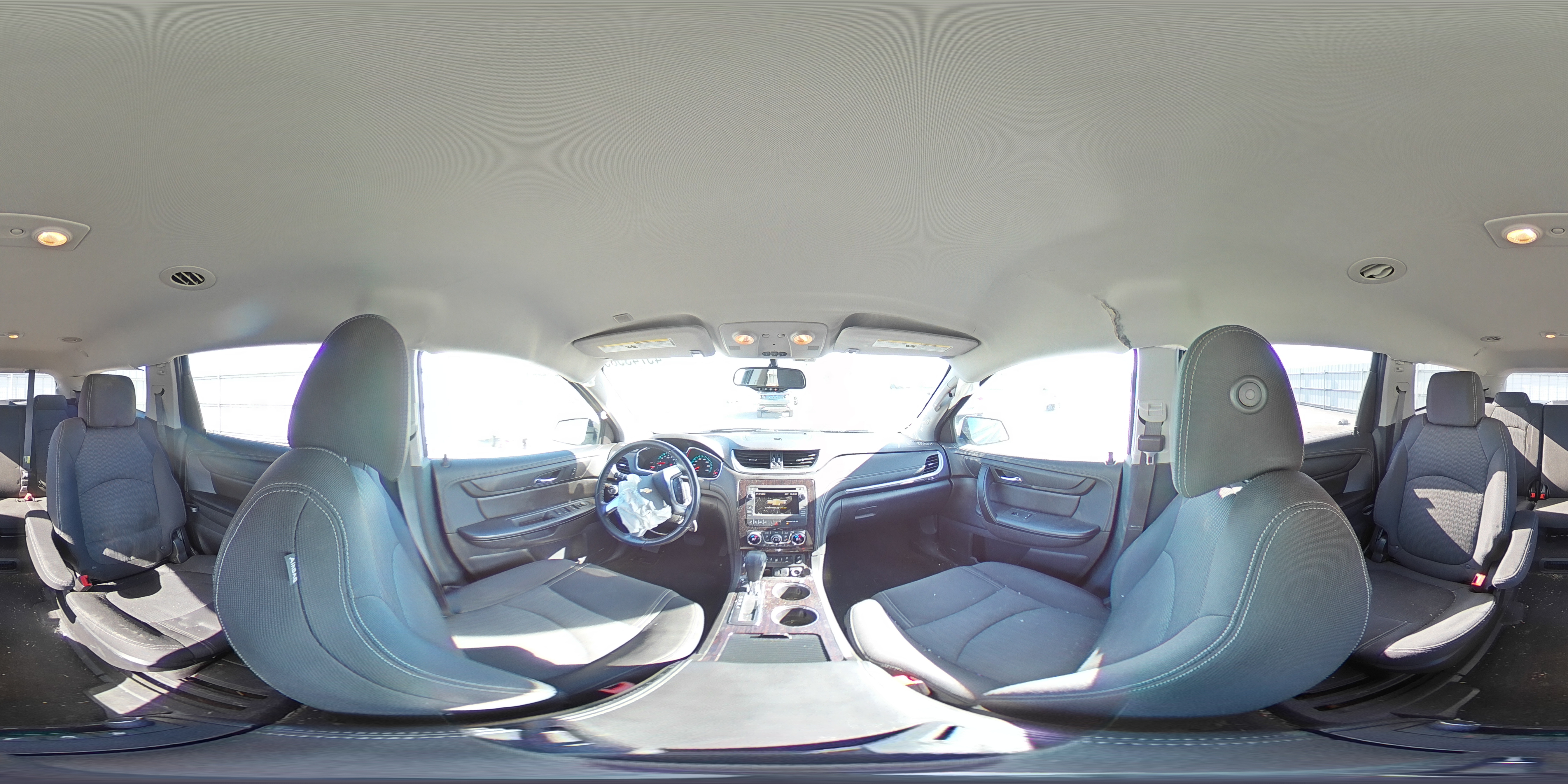 2017 Chevrolet Traverse - Image 14