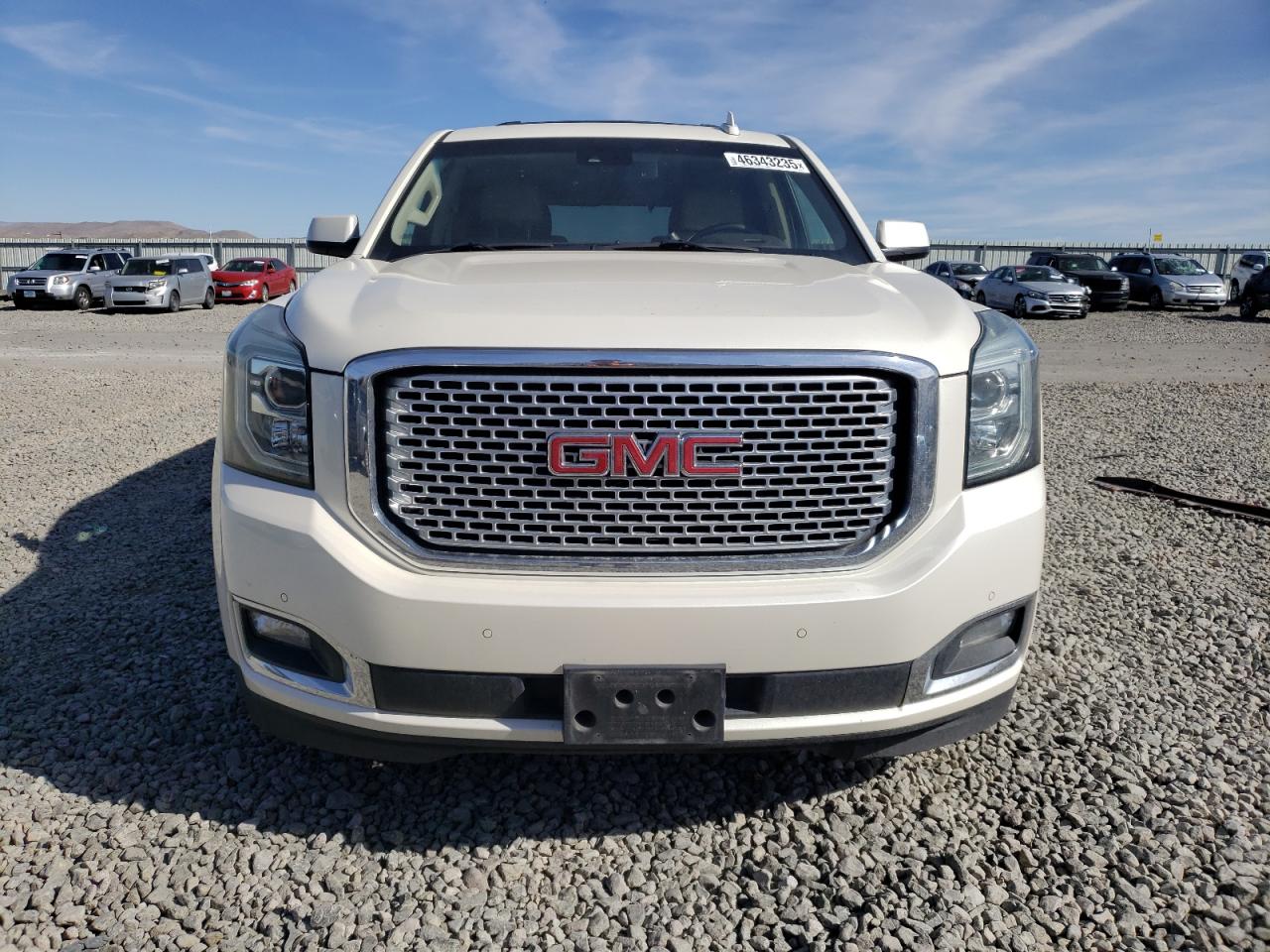 2015 GMC Yukon - Image 5