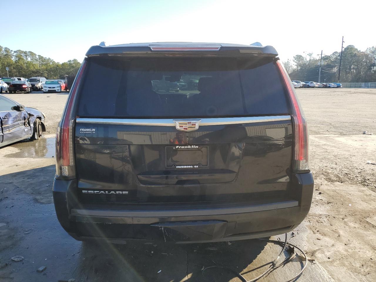 2015 Cadillac Escalade - Image 6