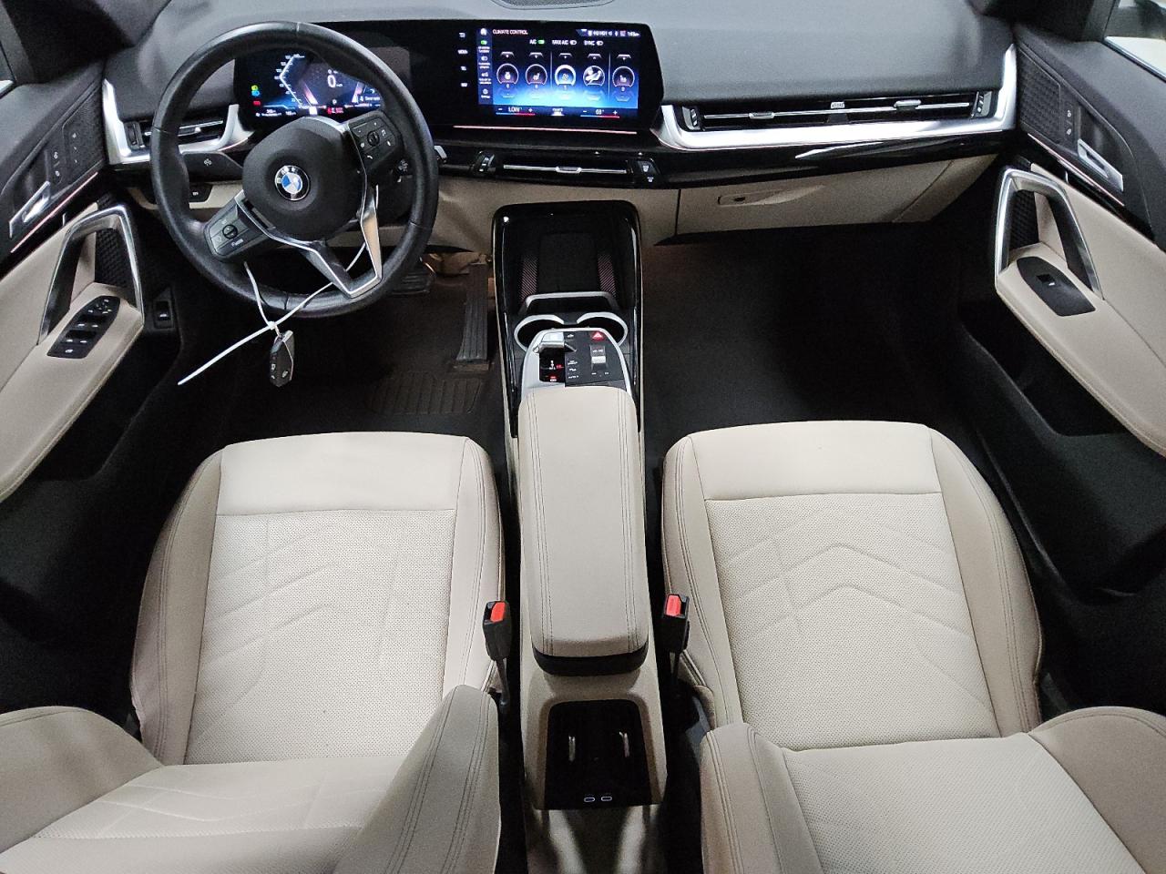2023 BMW X1 - Image 8