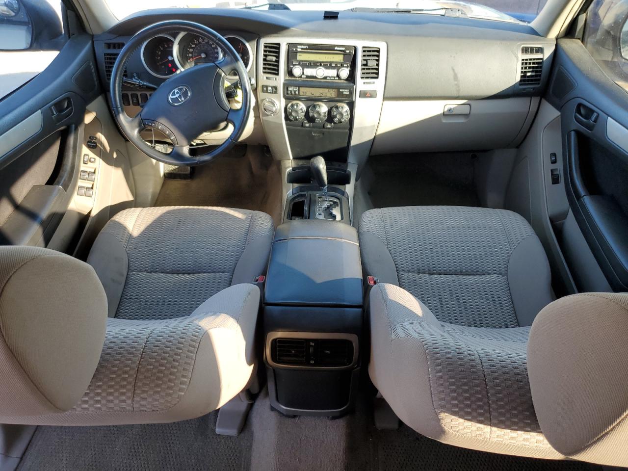2006 Toyota 4Runner - Image 8