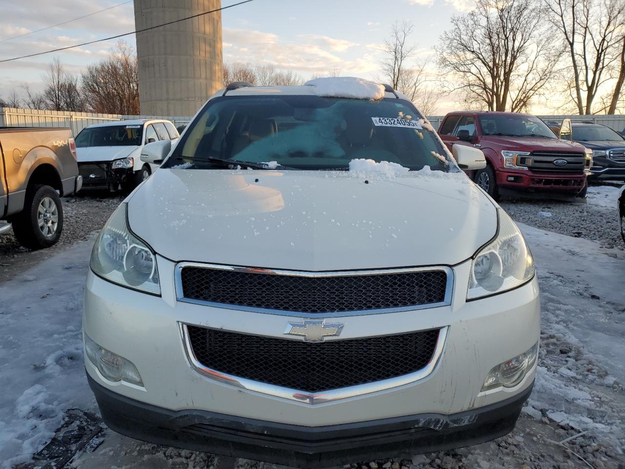 2011 Chevrolet Traverse - Image 5