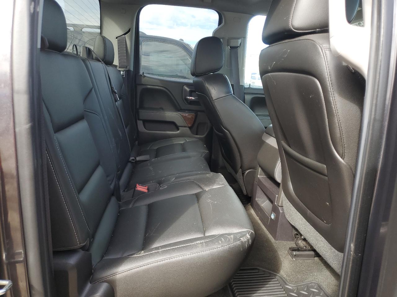 2015 GMC Sierra - Image 10