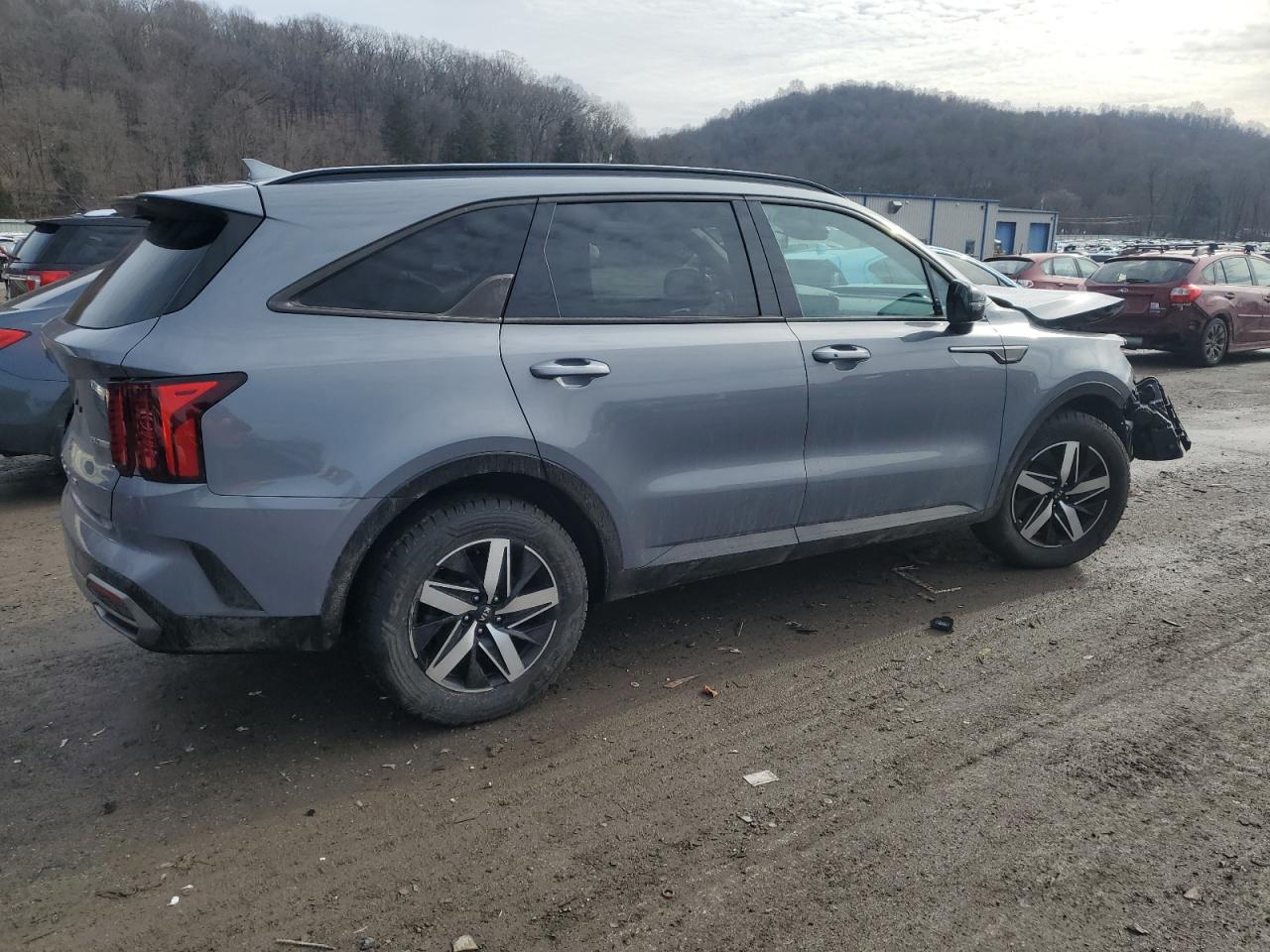 2021 Kia Sorento - Image 3