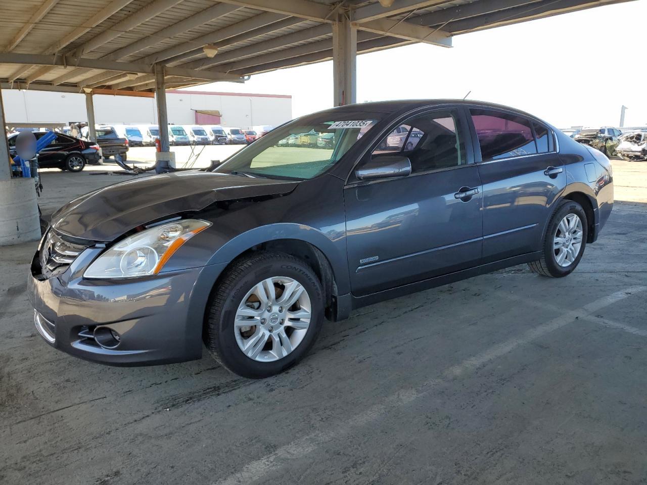 2010 Nissan Altima - Image 1