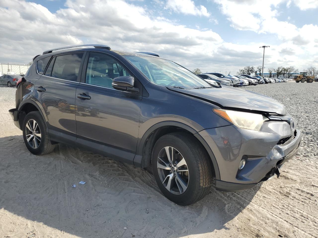 2016 Toyota RAV 4 - Image 4
