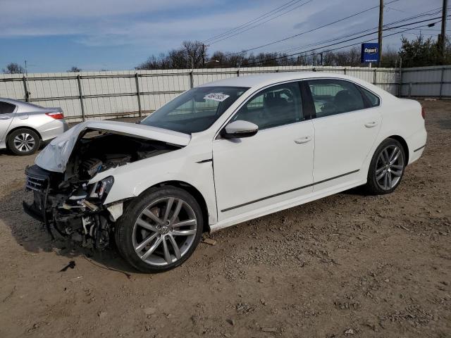  VOLKSWAGEN PASSAT 2017 White