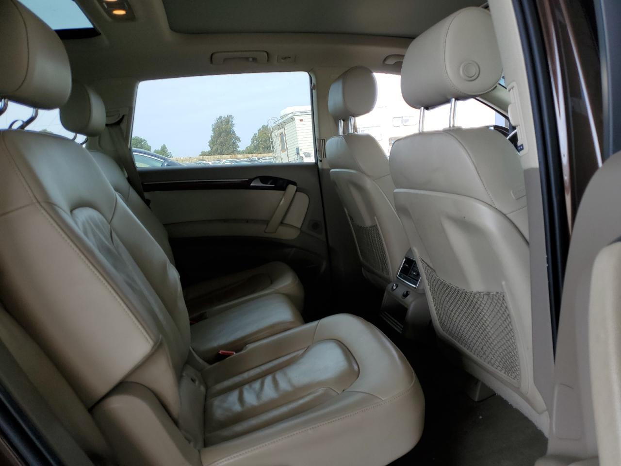 2010 Audi Q7 - Image 11
