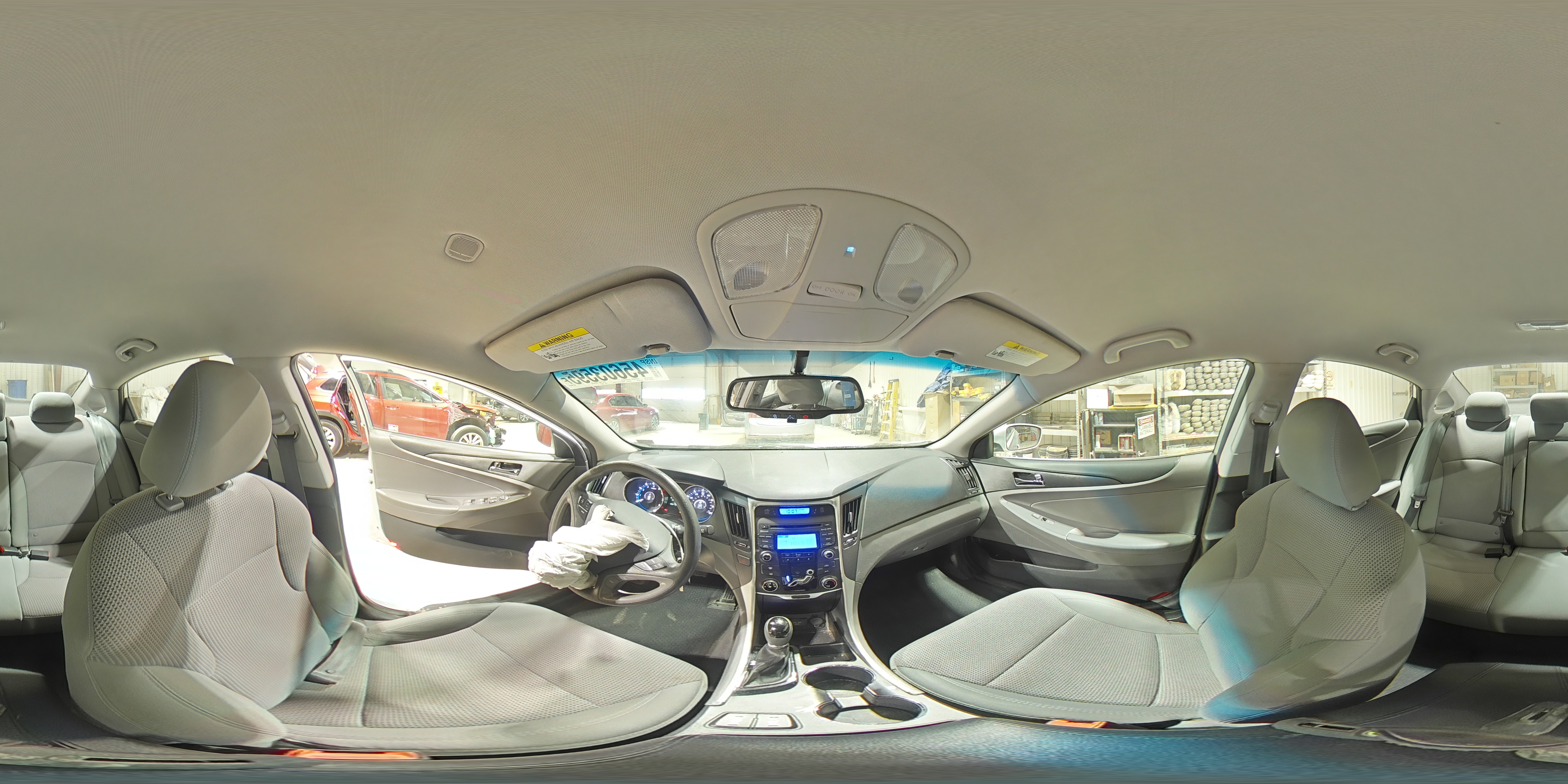 2013 Hyundai Sonata - Image 13