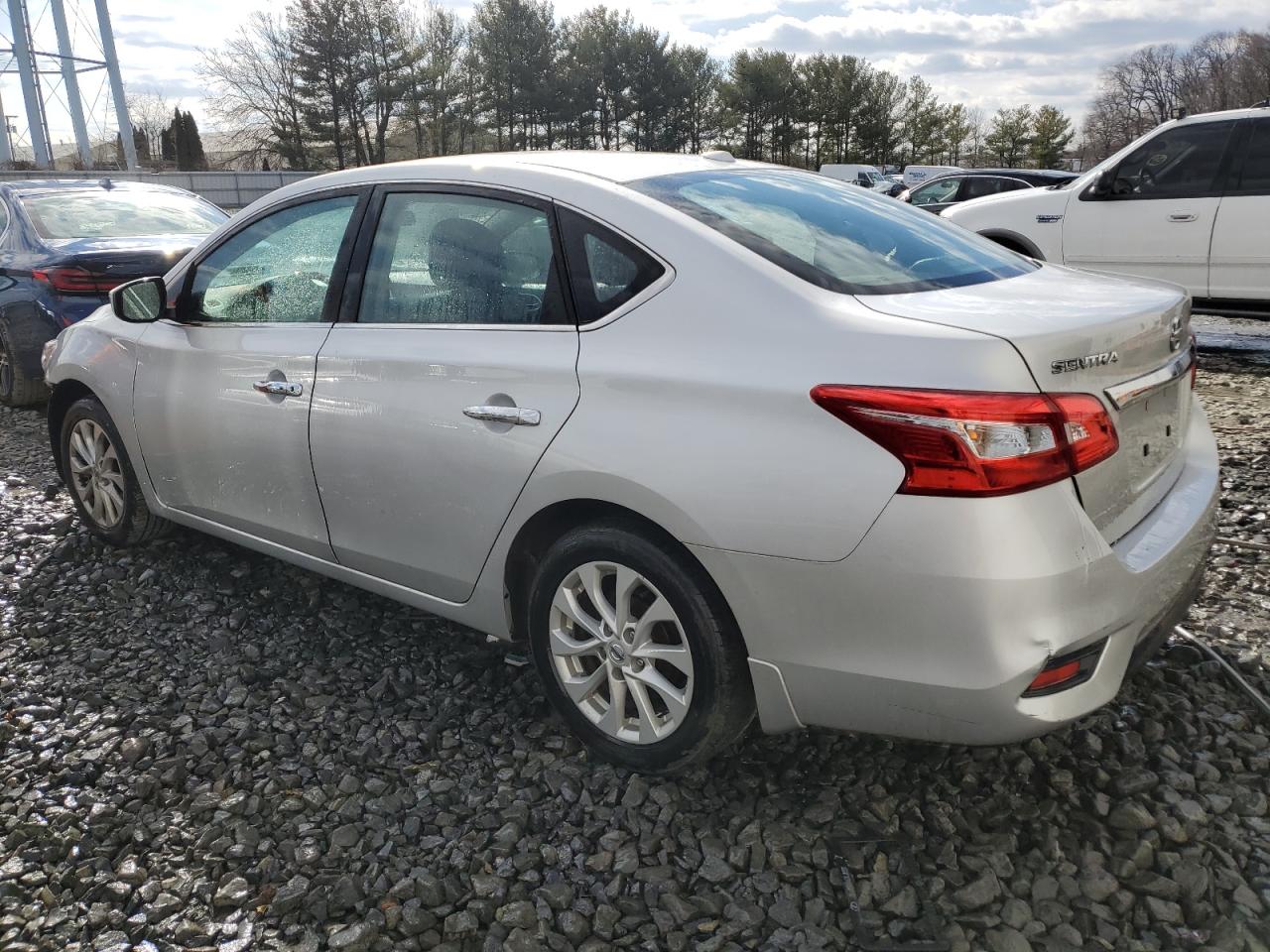 2018 Nissan Sentra - Image 2