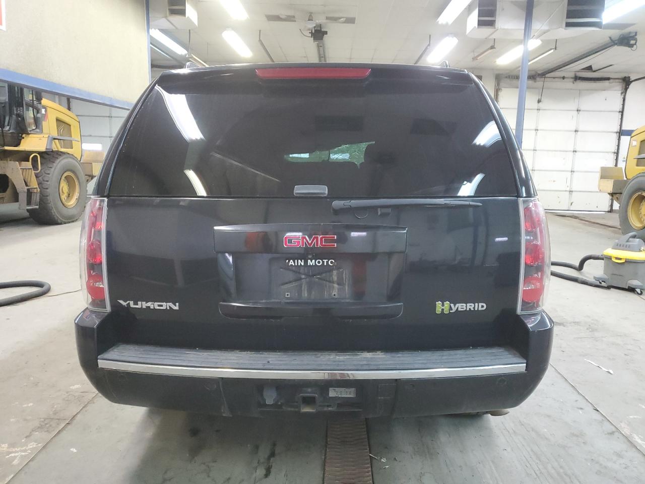 2012 GMC Yukon - Image 6