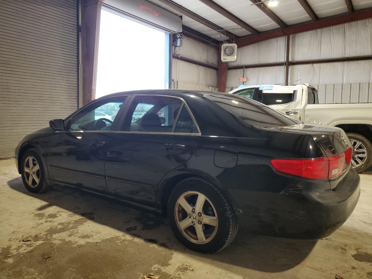 2005 Honda Accord - Image 2