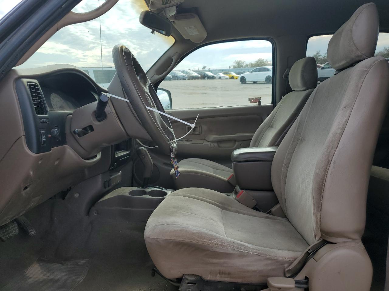 2004 Toyota Tacoma - Image 7