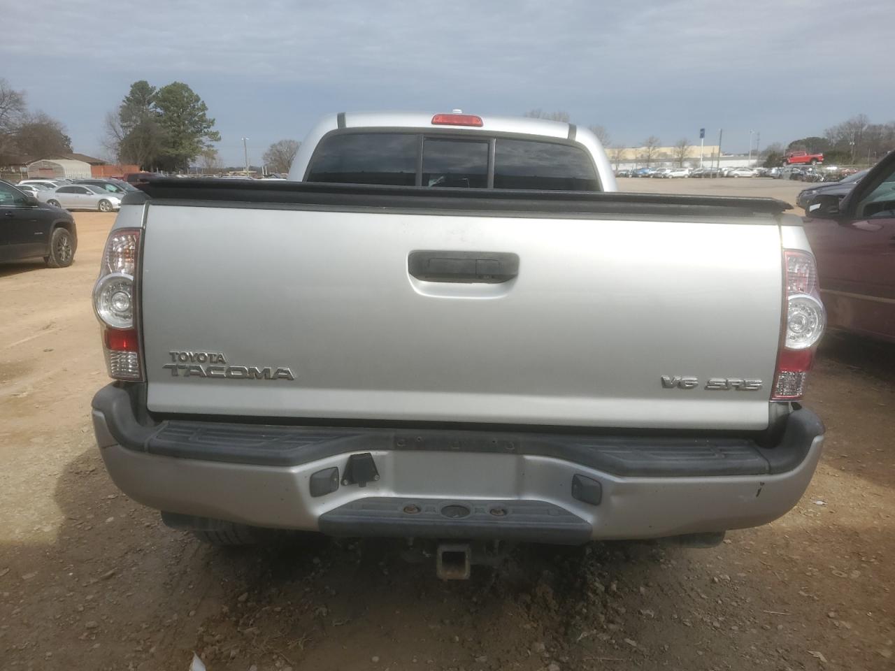 2010 Toyota Tacoma - Image 6