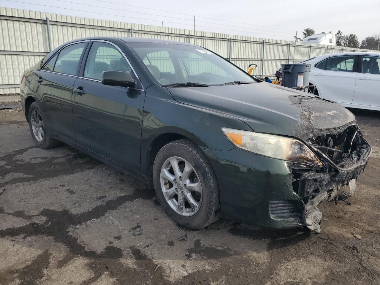 2011 Toyota Camry - Image 4