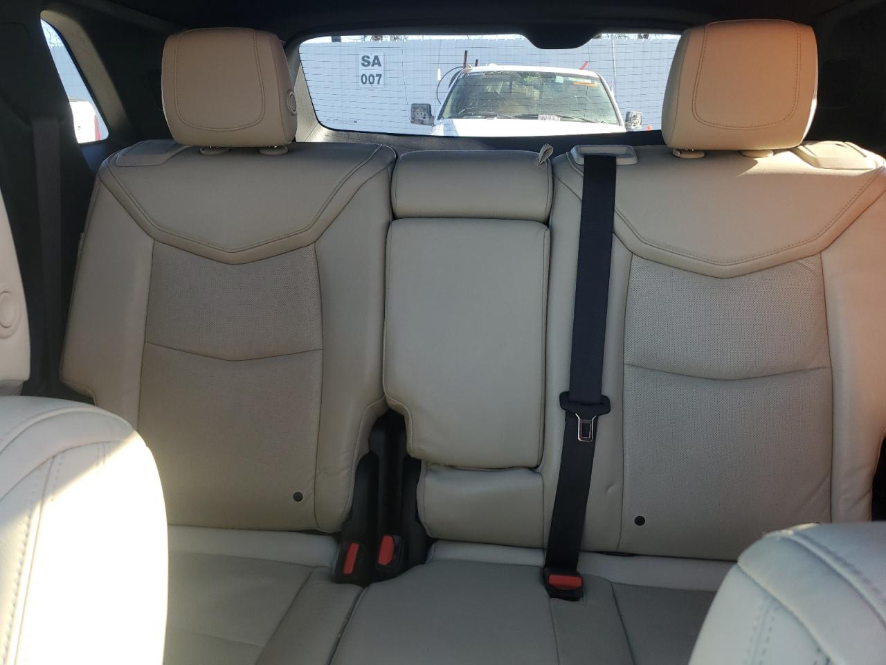 2017 Cadillac XT5 - Image 10