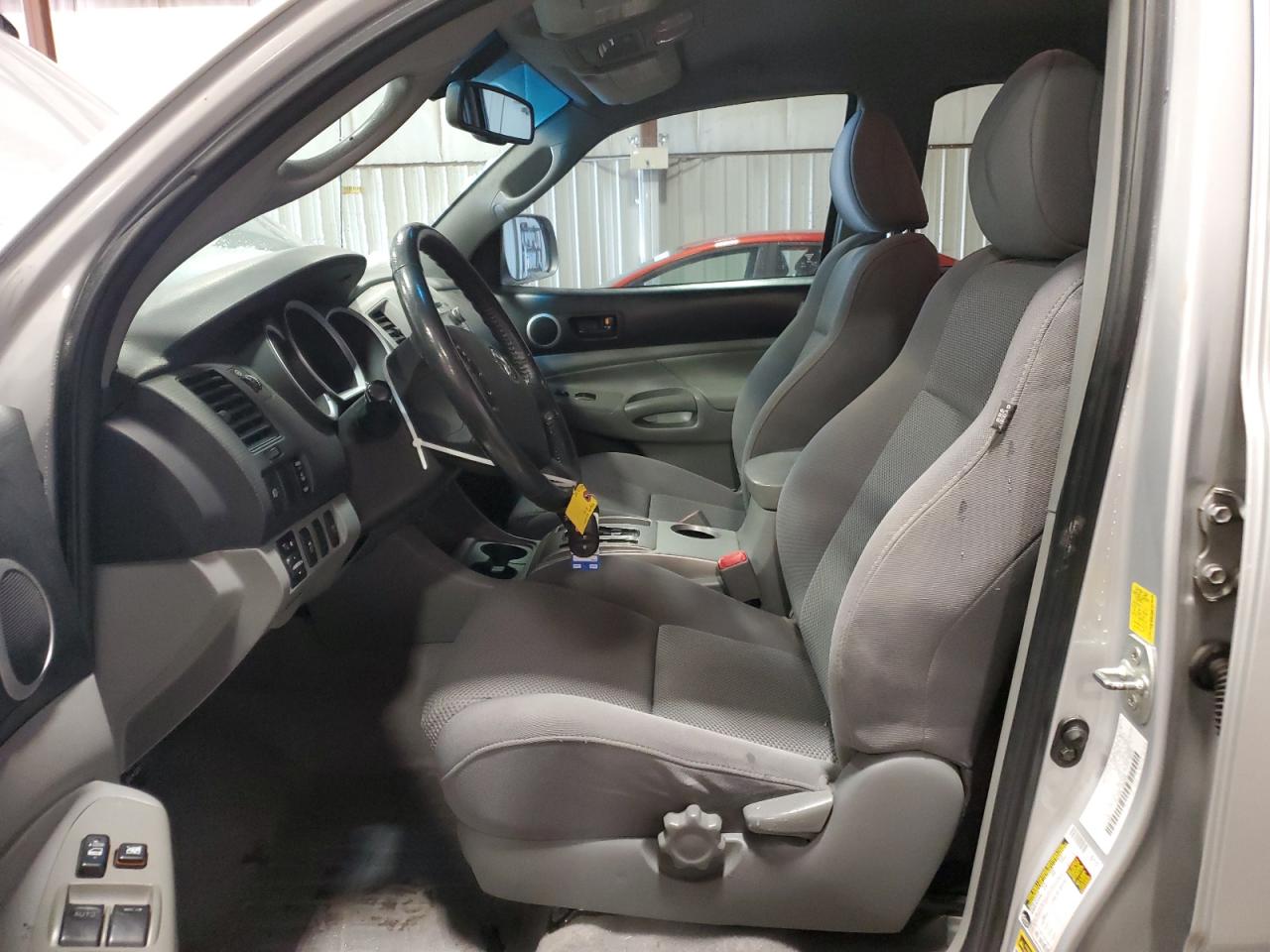 2010 Toyota Tacoma - Image 7