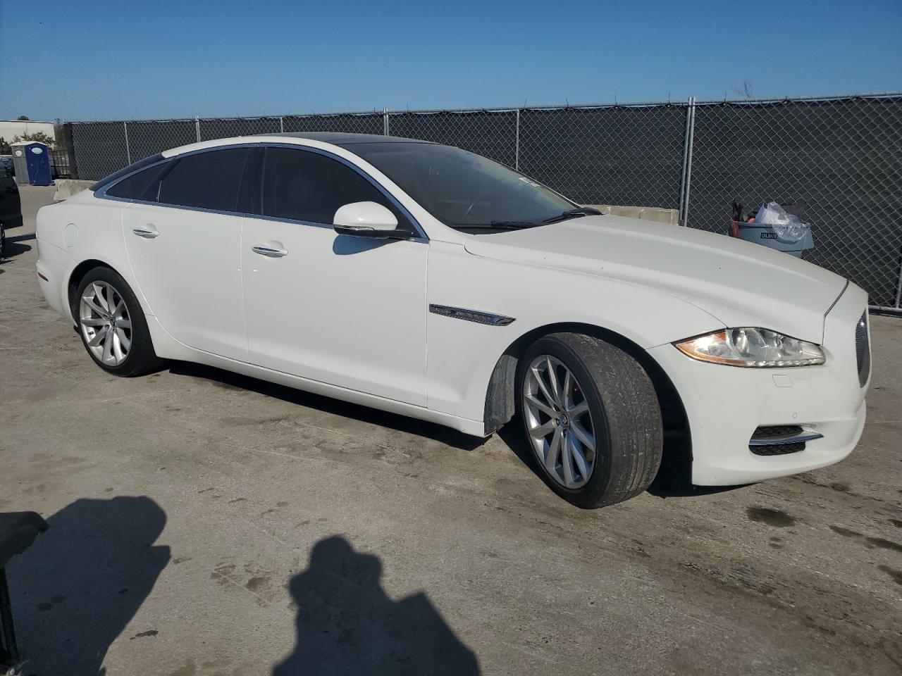 2013 Jaguar XJ - Image 4