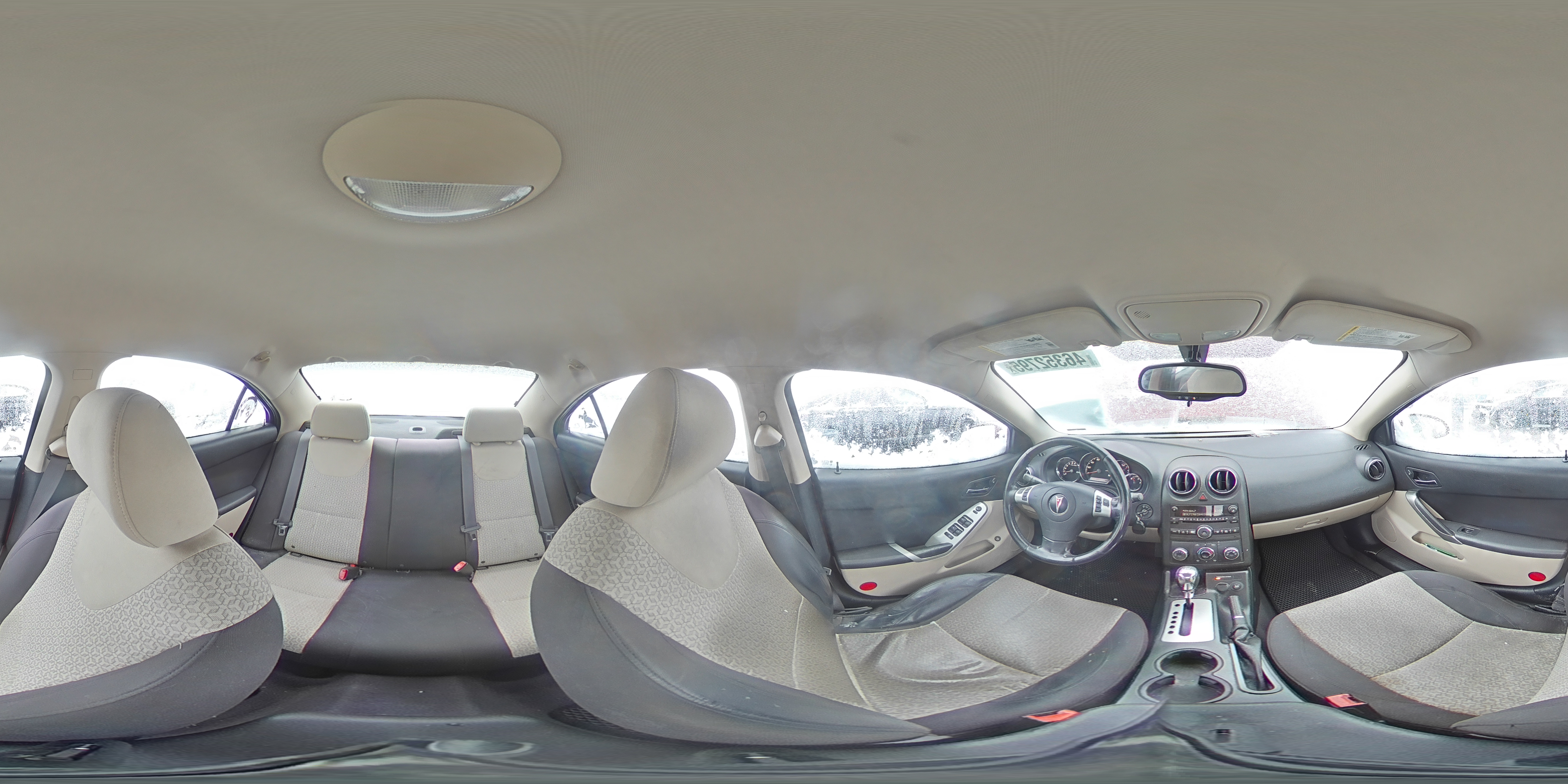 2010 Pontiac G6 - Image 12