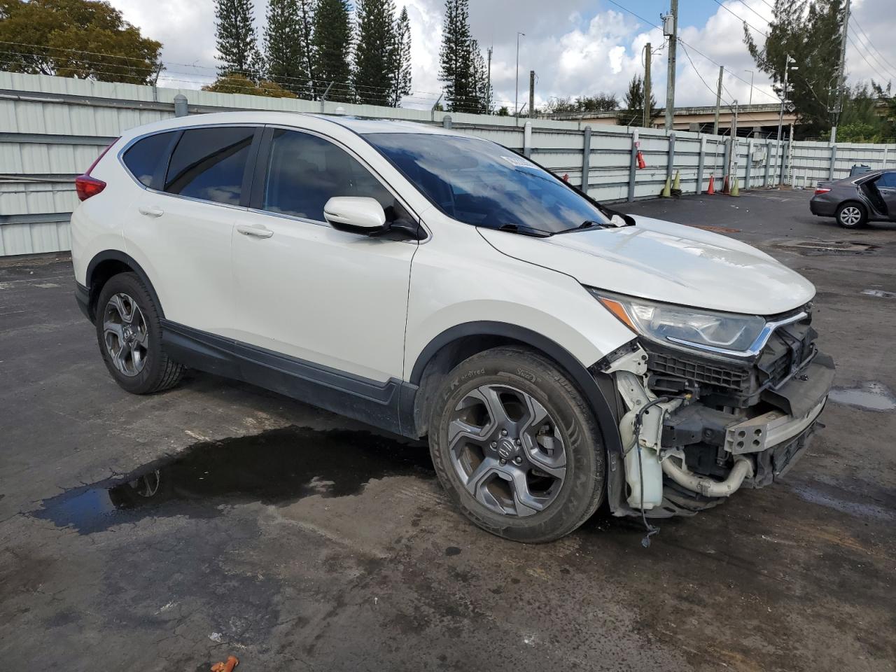 2018 Honda CR-V - Image 4