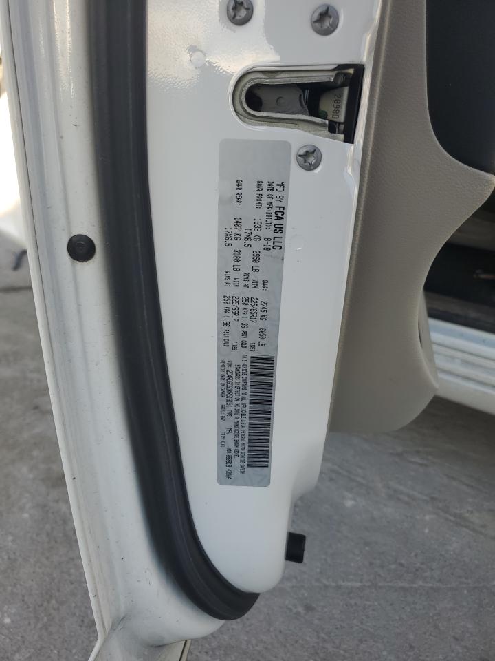 2019 Dodge Caravan - Image 13