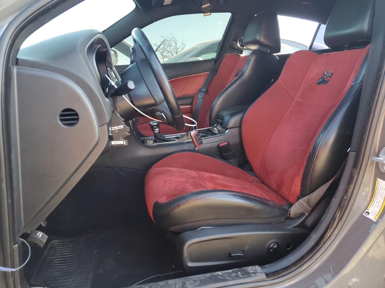 2019 Dodge Charger - Image 7
