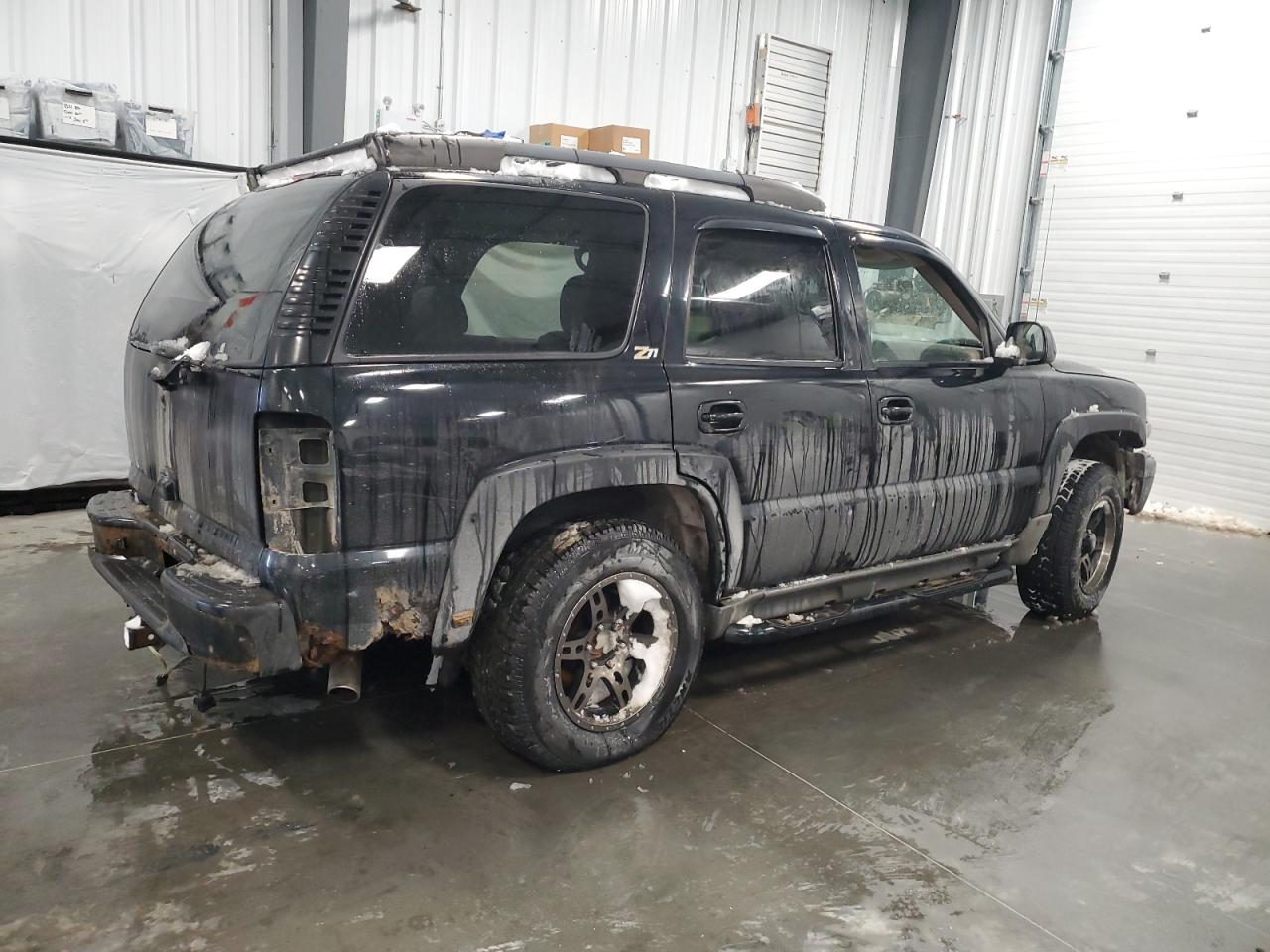 2003 Chevrolet Tahoe - Image 3