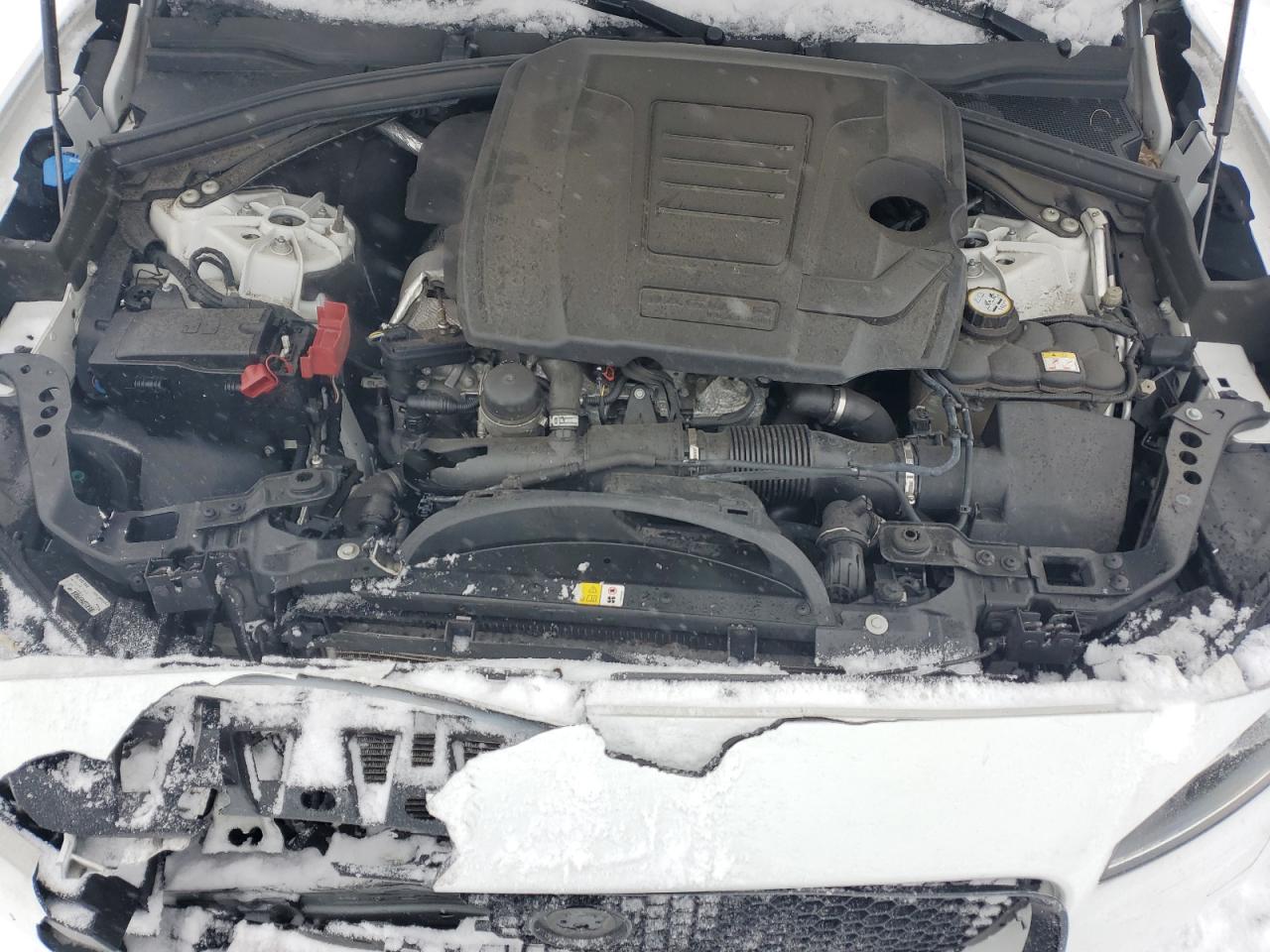 2019 Jaguar F-Pace - Image 12