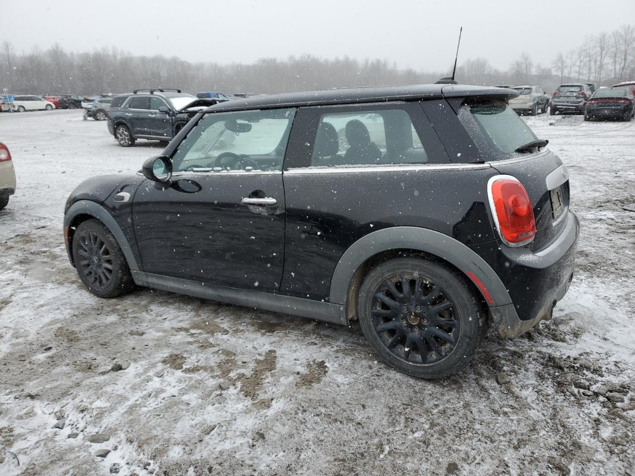 2014 MINI Cooper - Image 2