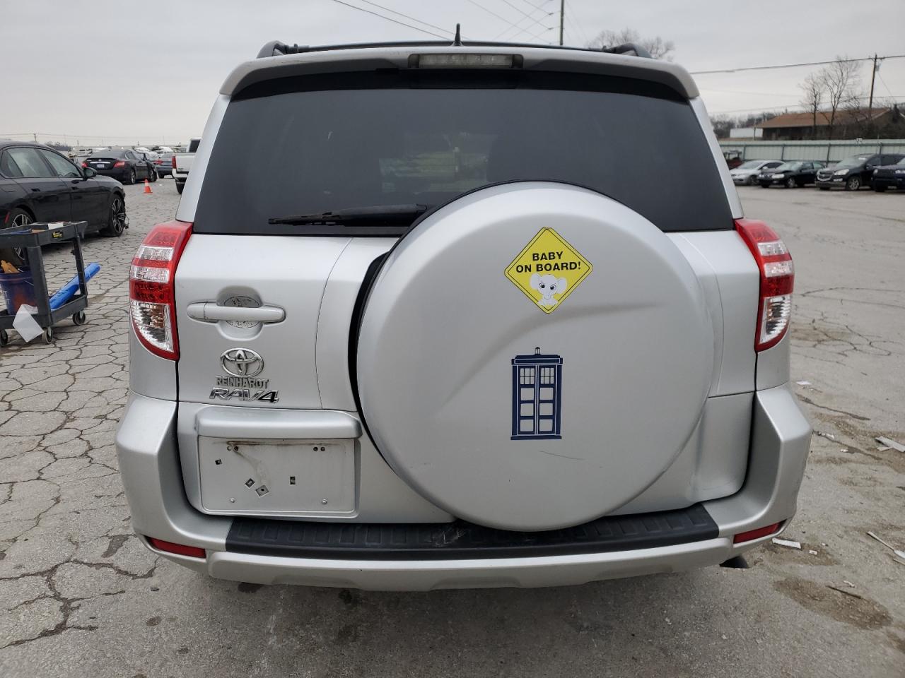 2012 Toyota RAV 4 - Image 6