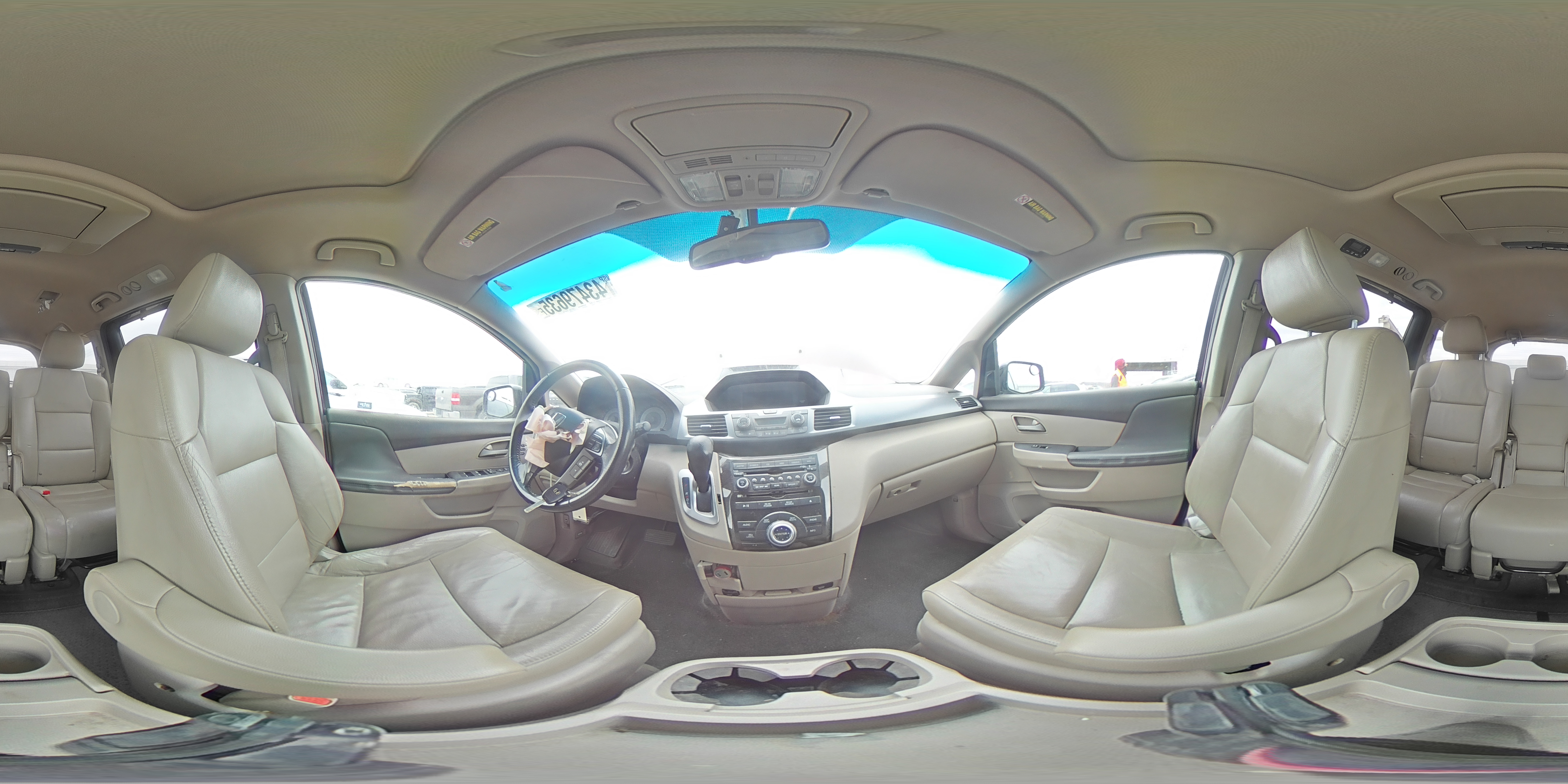 2012 Honda Odyssey - Image 14