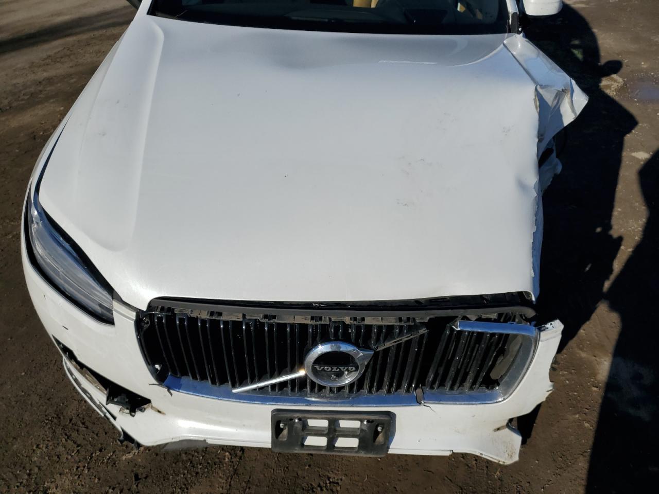 2019 Volvo XC90 - Image 12