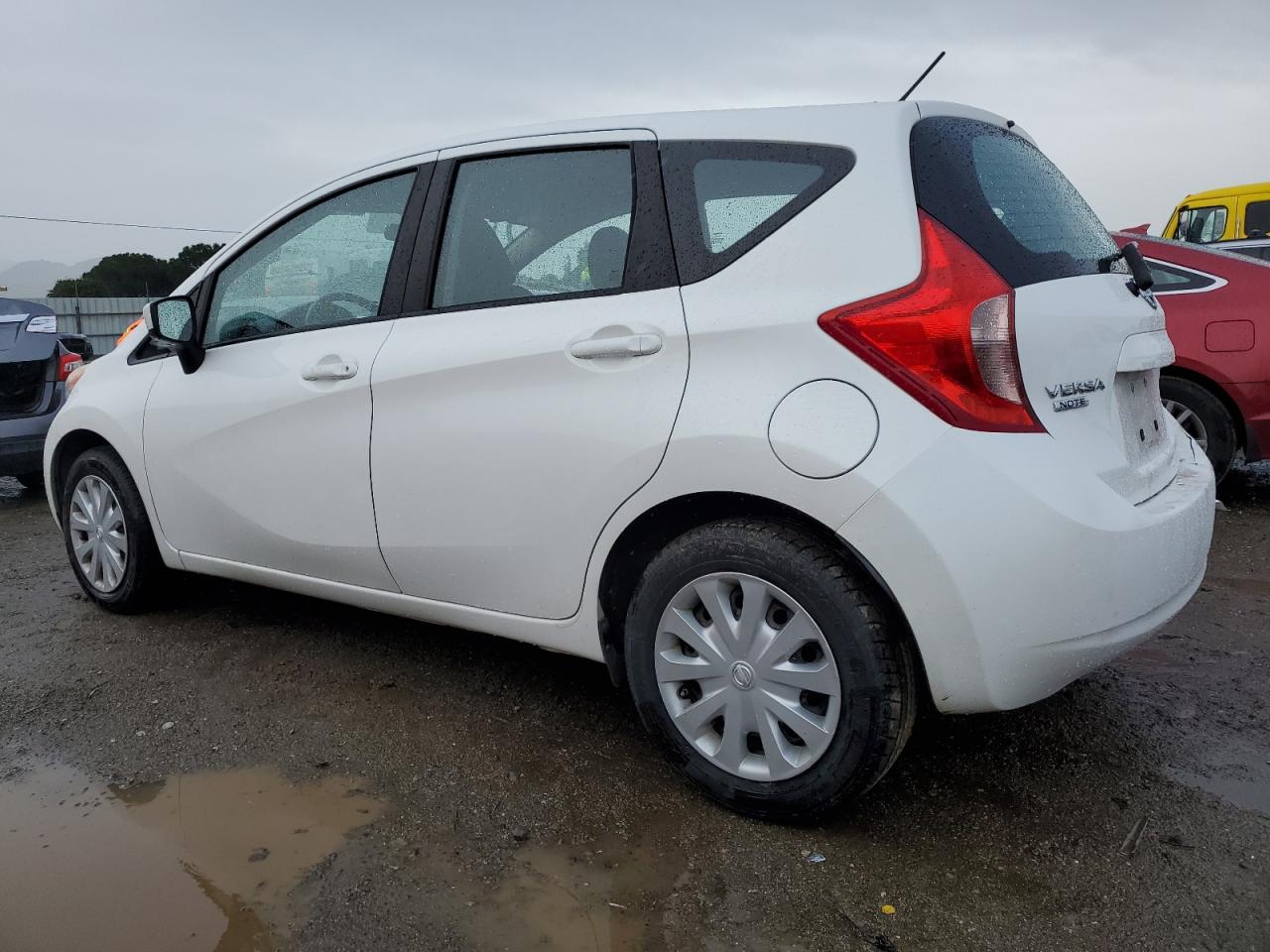 2015 Nissan Versa - Image 2