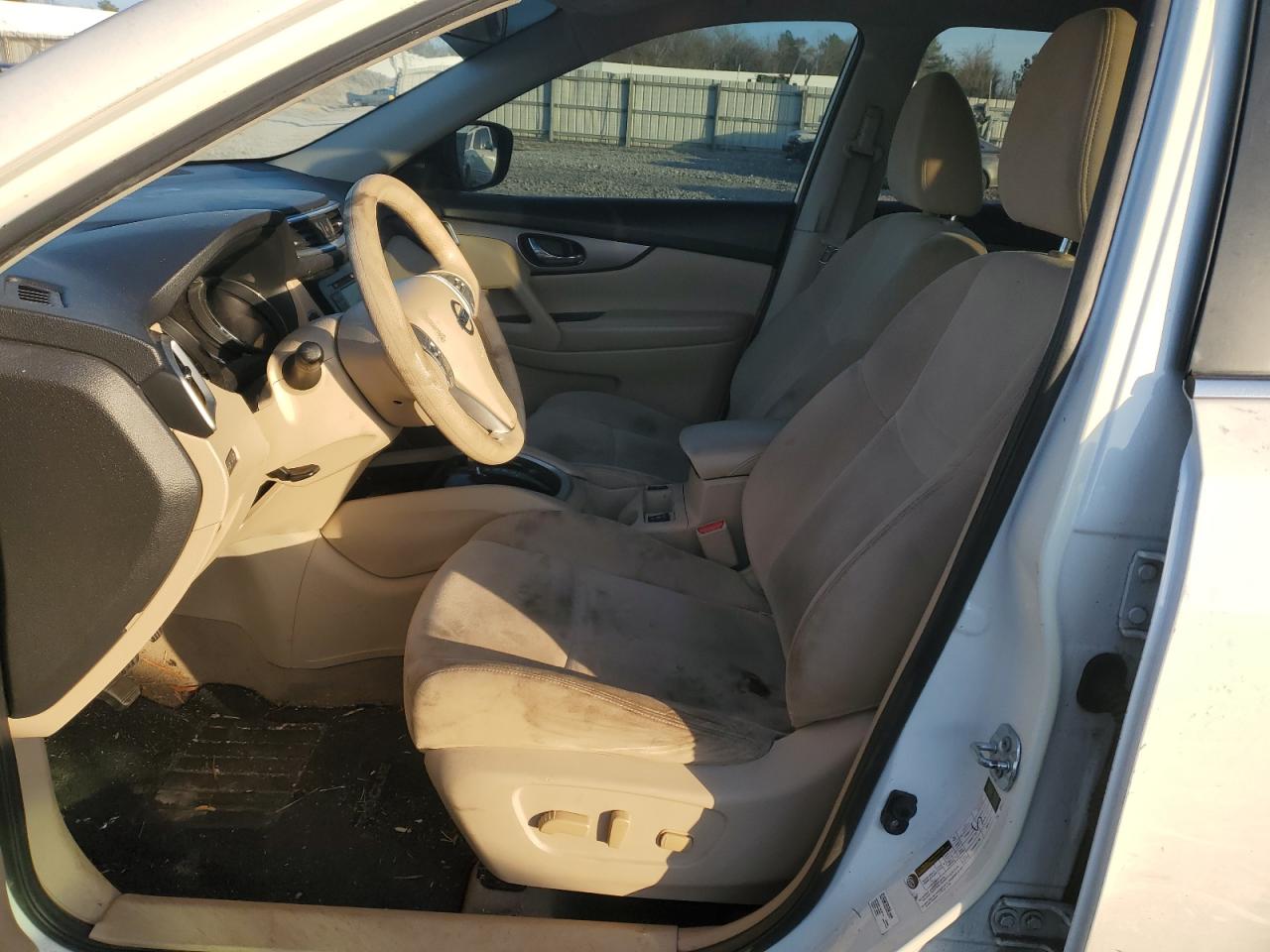 2015 Nissan Rogue - Image 7