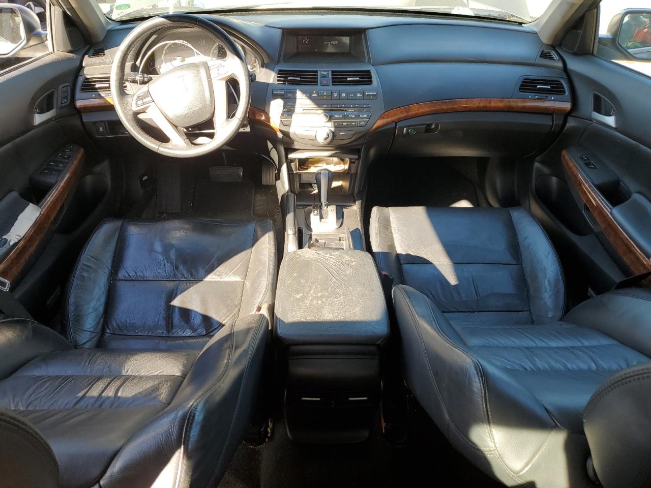 2011 Honda Accord - Image 8