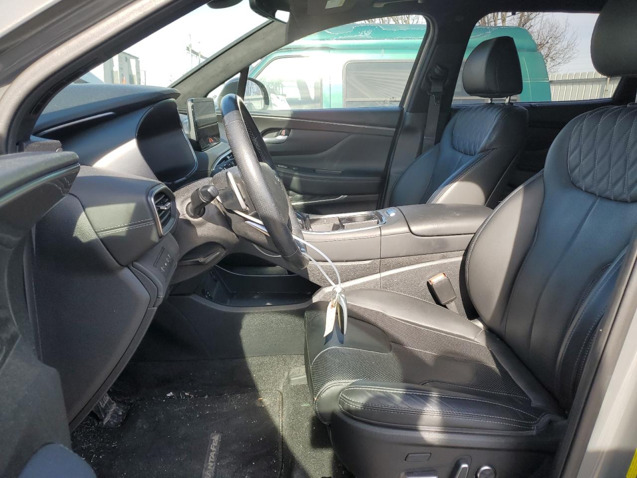 2022 Hyundai Santa Fe - Image 7