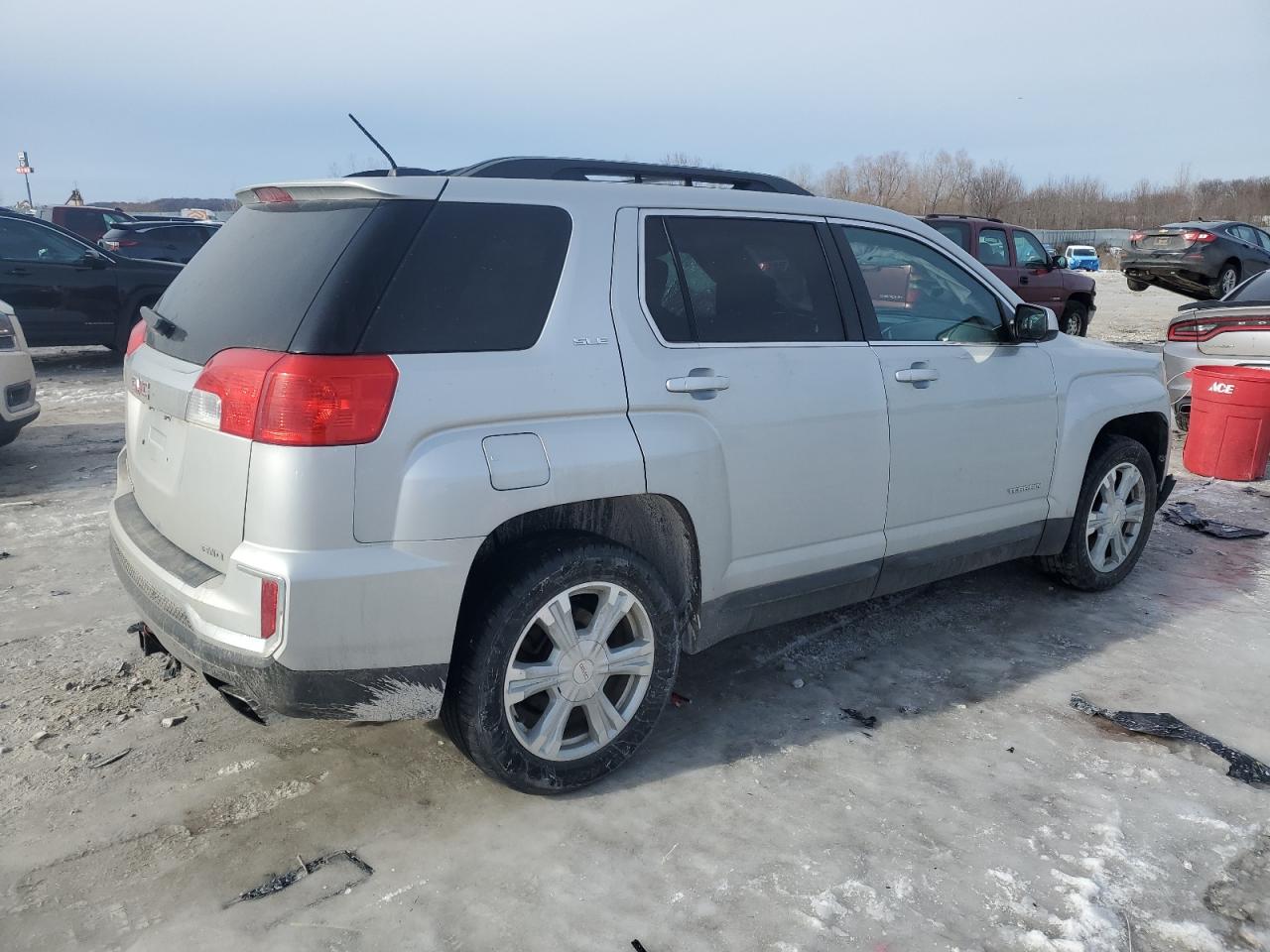 2017 GMC Terrain - Image 3