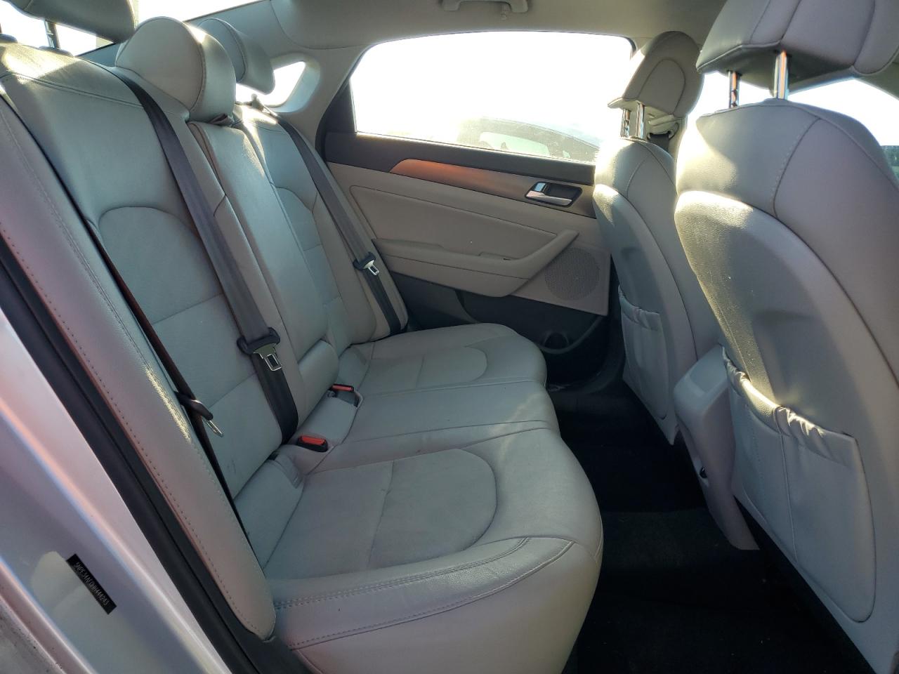 2017 Hyundai Sonata - Image 10