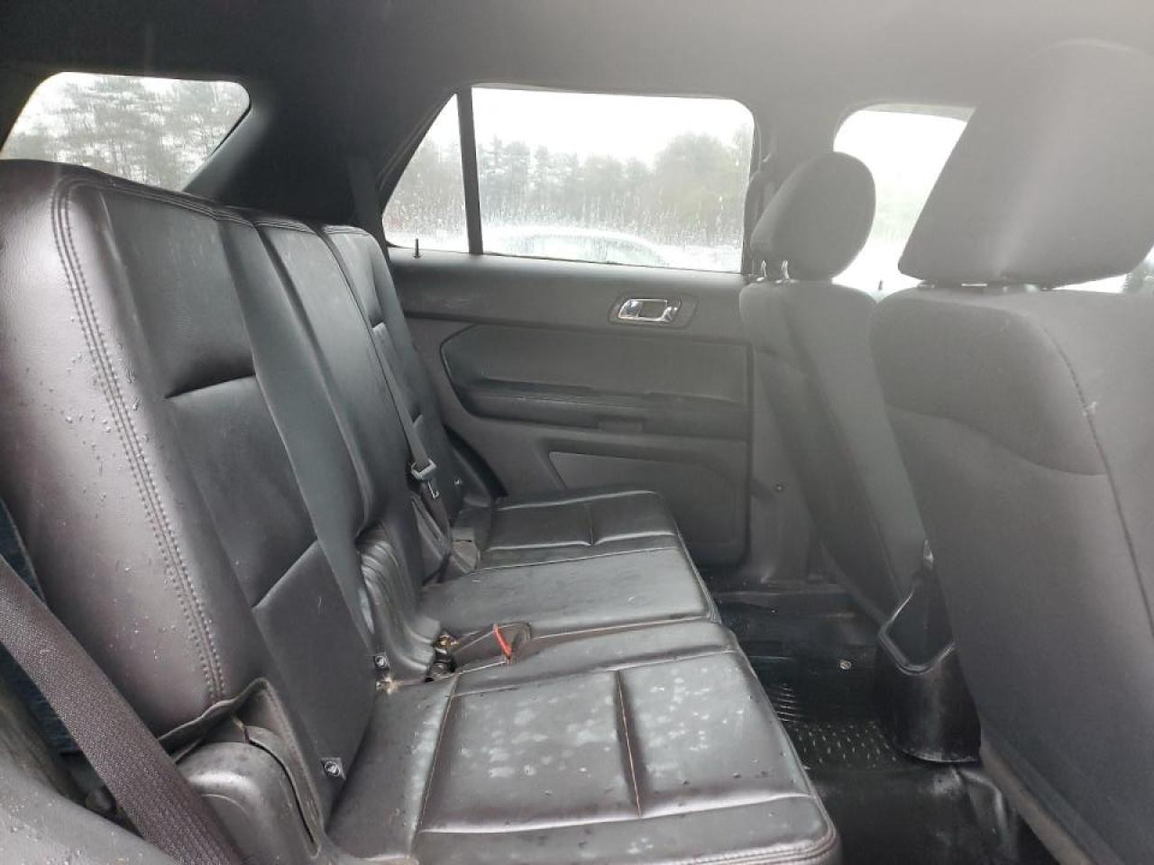 2013 Ford Explorer - Image 11