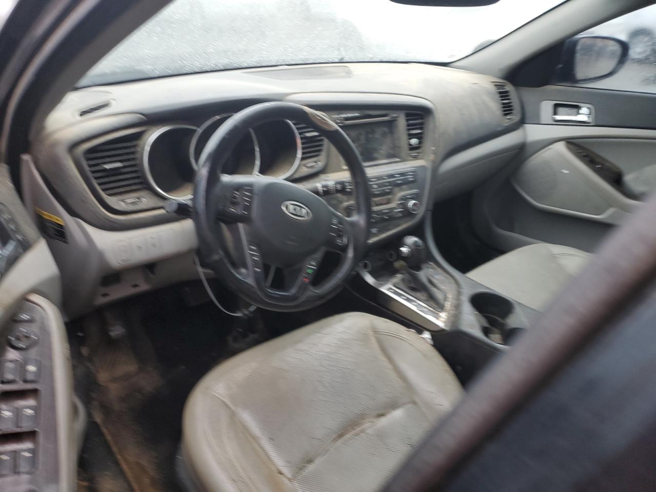 2012 Kia Optima - Image 8